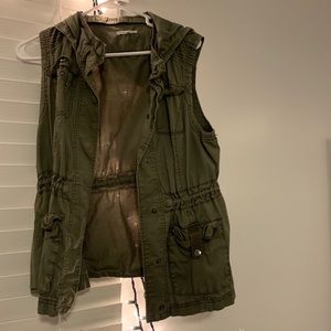 Army green vest